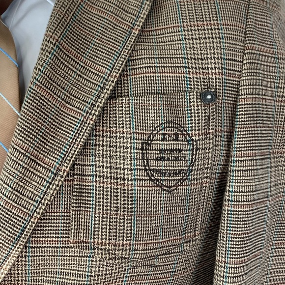 Vintage Denim Jacket - Picture 5 of 8